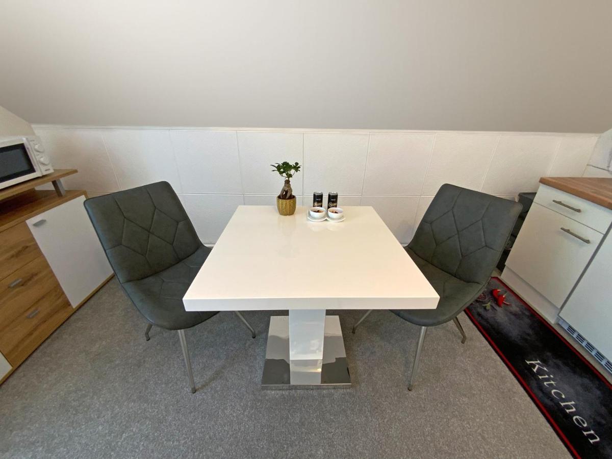Jacky & Daniel'S Apartments Top 2 سانت بولتن المظهر الخارجي الصورة