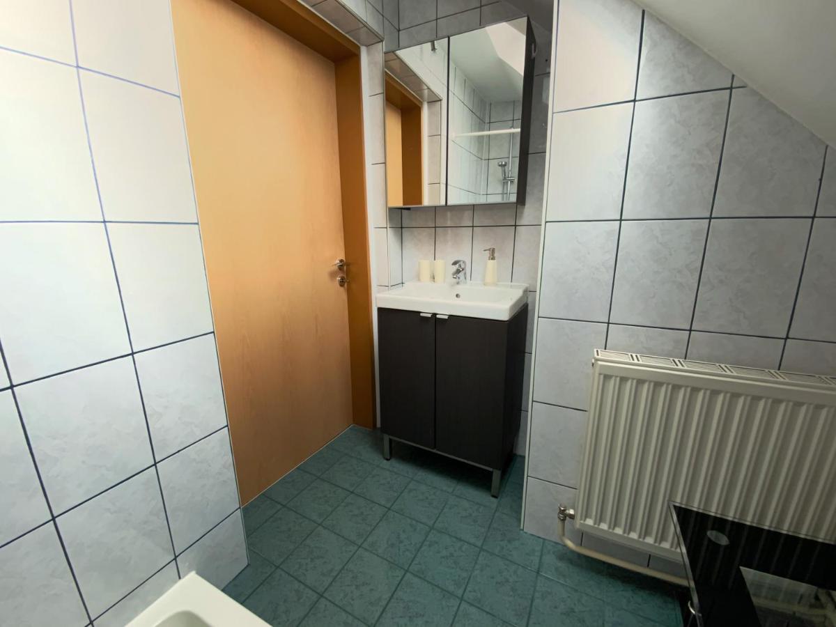 Jacky & Daniel'S Apartments Top 2 سانت بولتن المظهر الخارجي الصورة